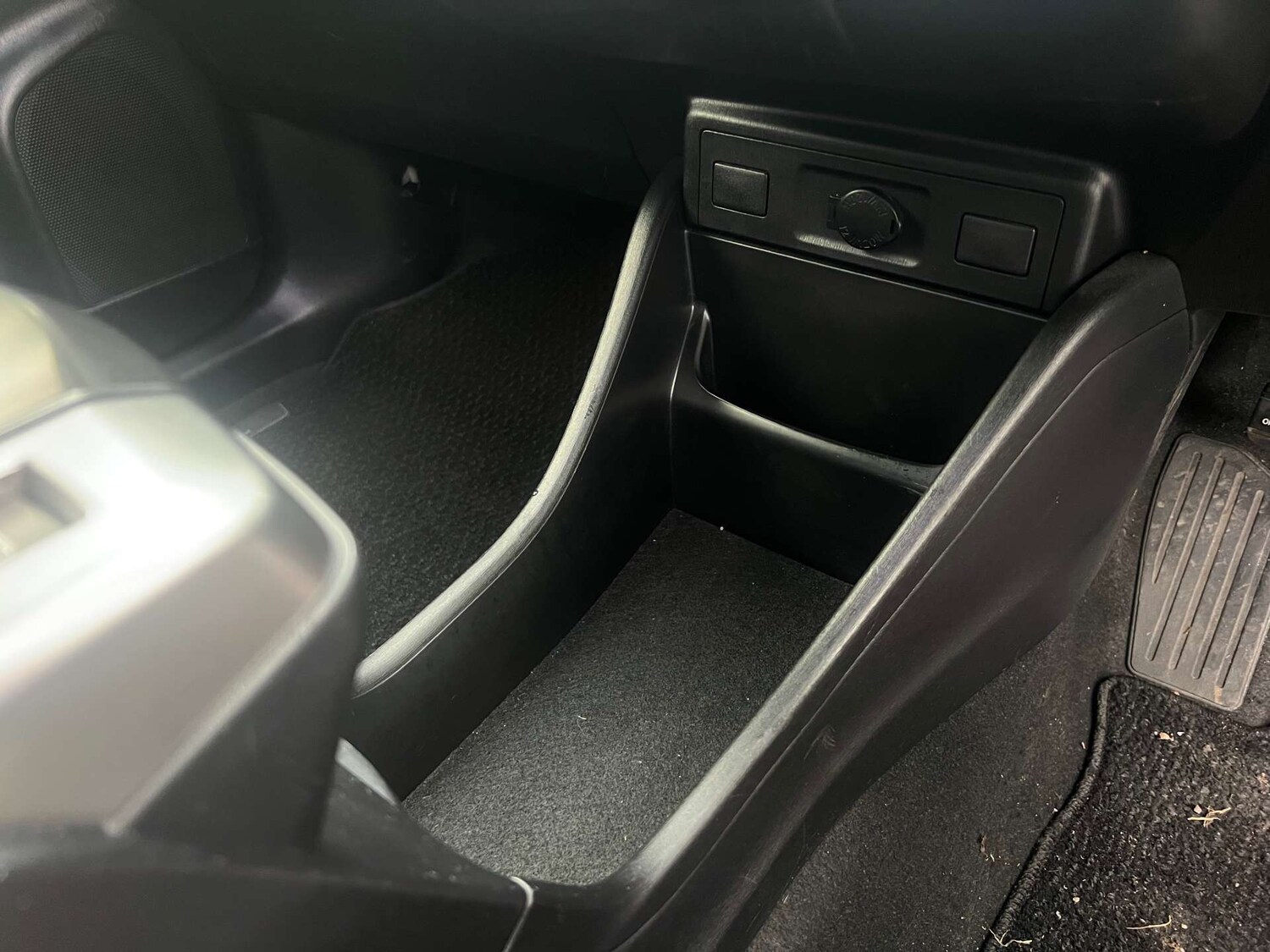 Used Toyota Prius 2015 for sale - 77469812: Photo 35