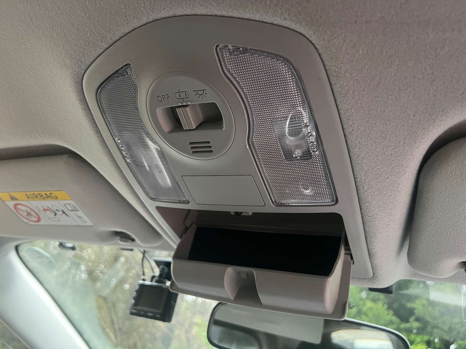 Used Toyota Prius 2015 for sale - 77469812: Photo 40