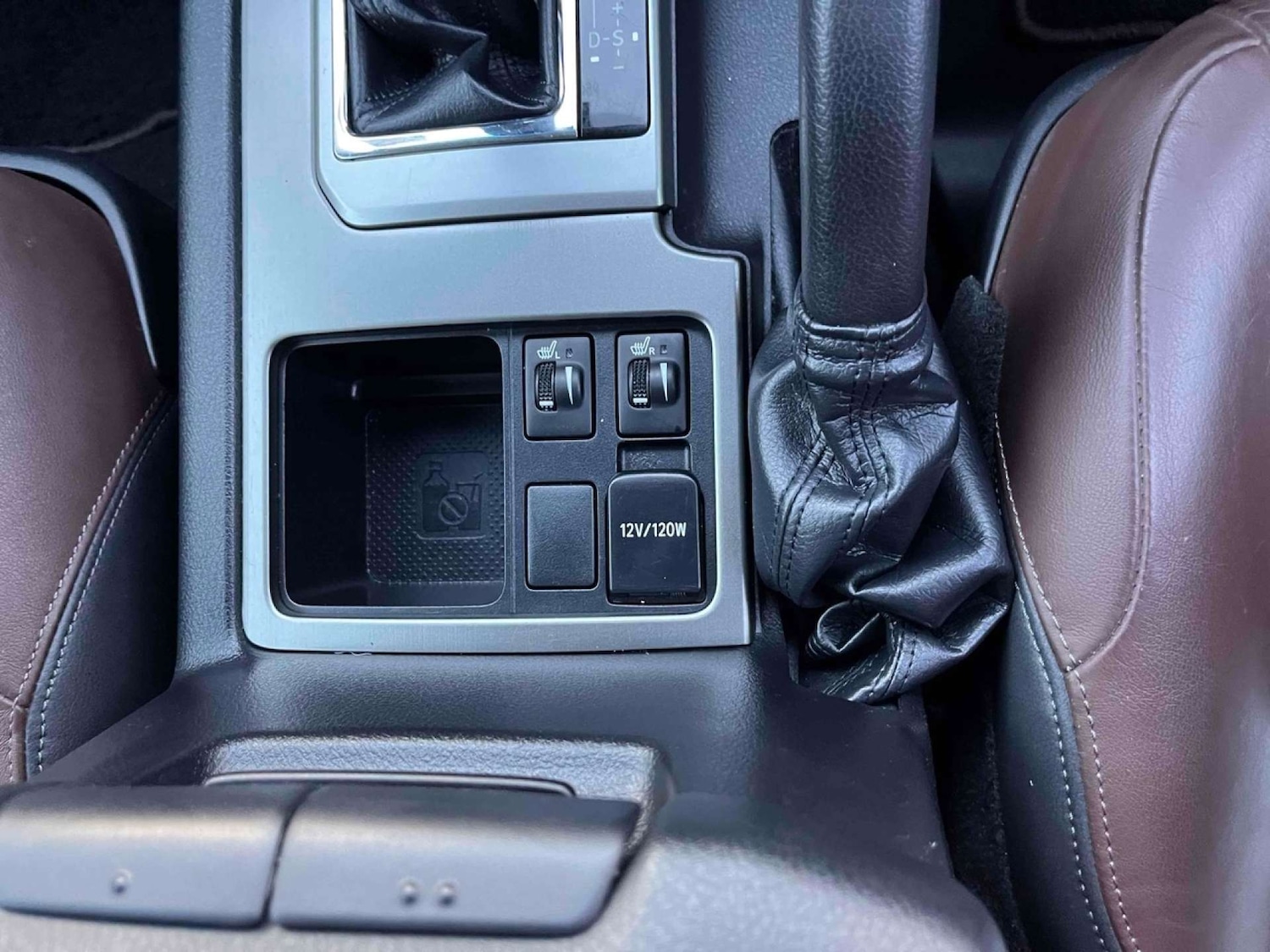 Used Toyota Land Cruiser 2016 for sale - 76973932: Photo 25