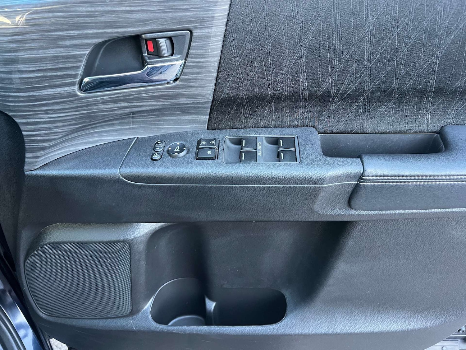 Used Honda Odyssey 2024 for sale - 76776887: Photo 15