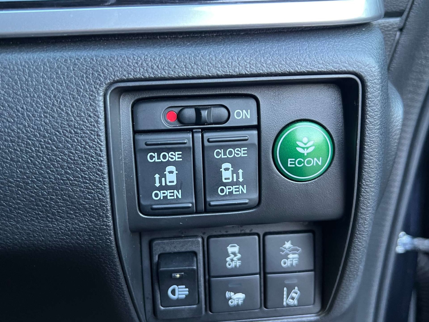 Used Honda Odyssey 2024 for sale - 76776887: Photo 23