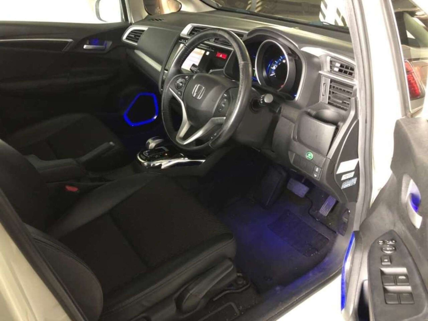 Used Honda Jazz 2013 for sale - 76983880: Photo 11