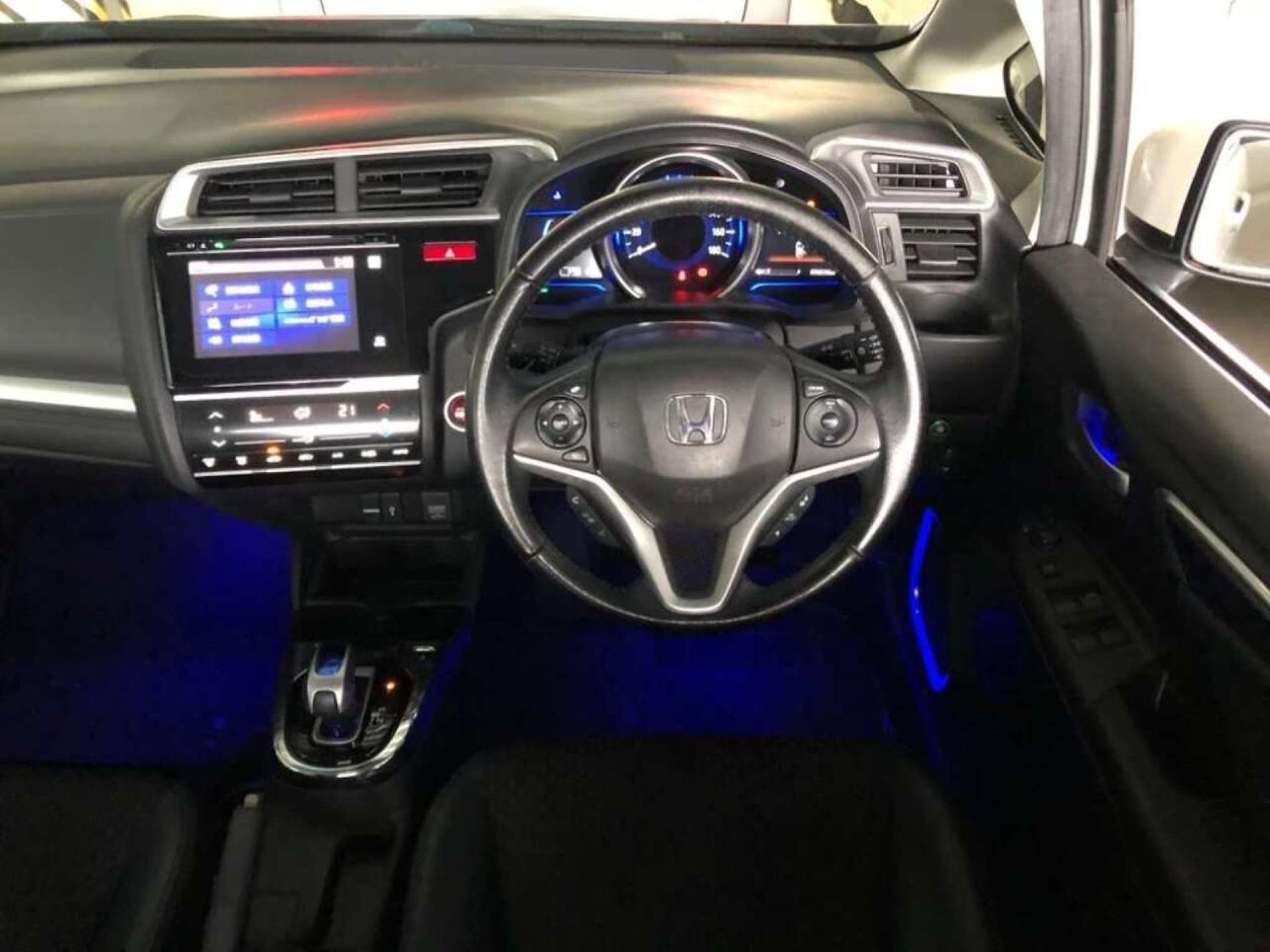 Used Honda Jazz 2013 for sale - 76983880: Photo 16