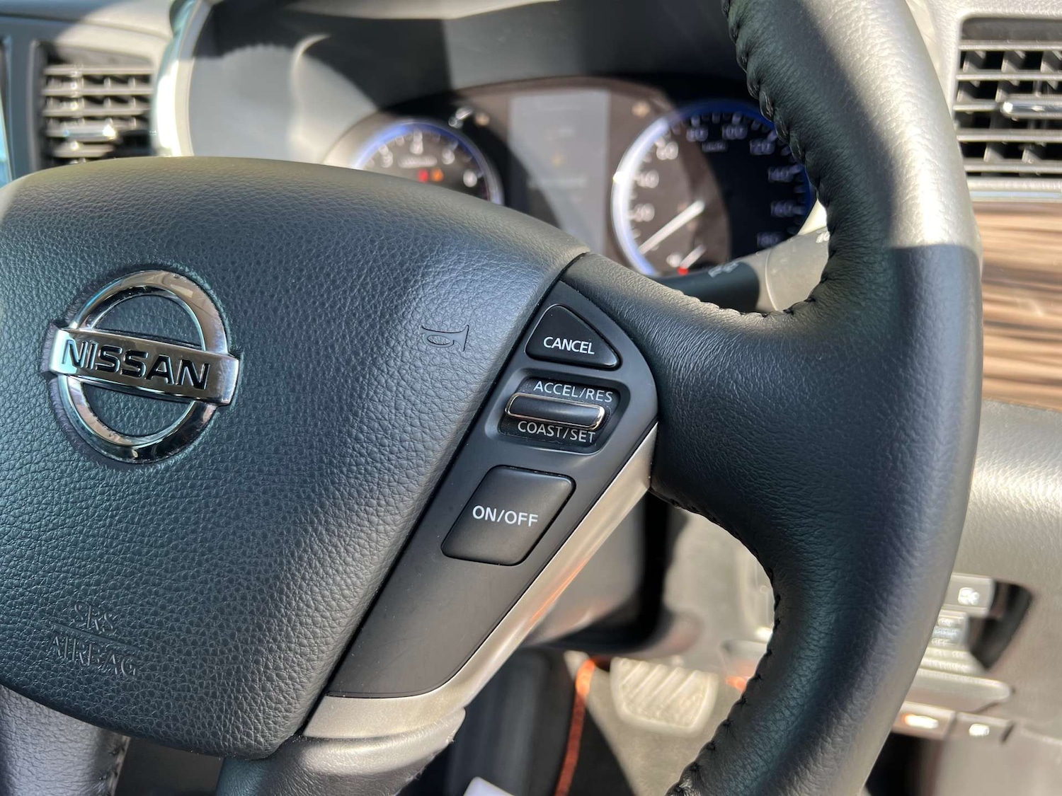 Used Nissan Elgrand 2017 for sale - 76959846: Photo 32