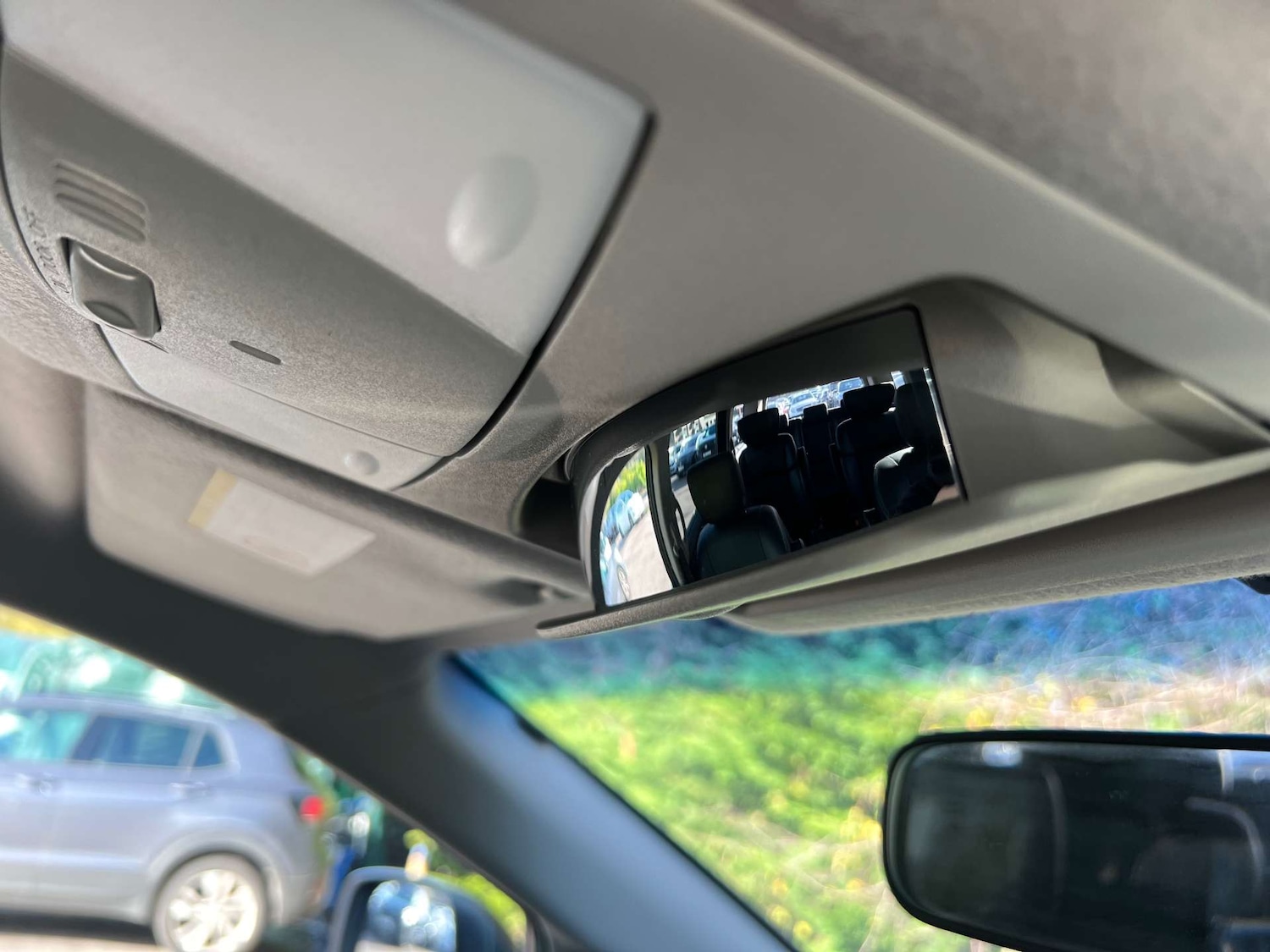 Used Nissan Elgrand 2017 for sale - 76959846: Photo 47