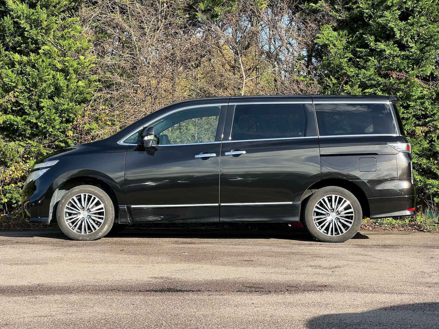 Used Nissan Elgrand 2017 for sale - 76959846: Photo 7