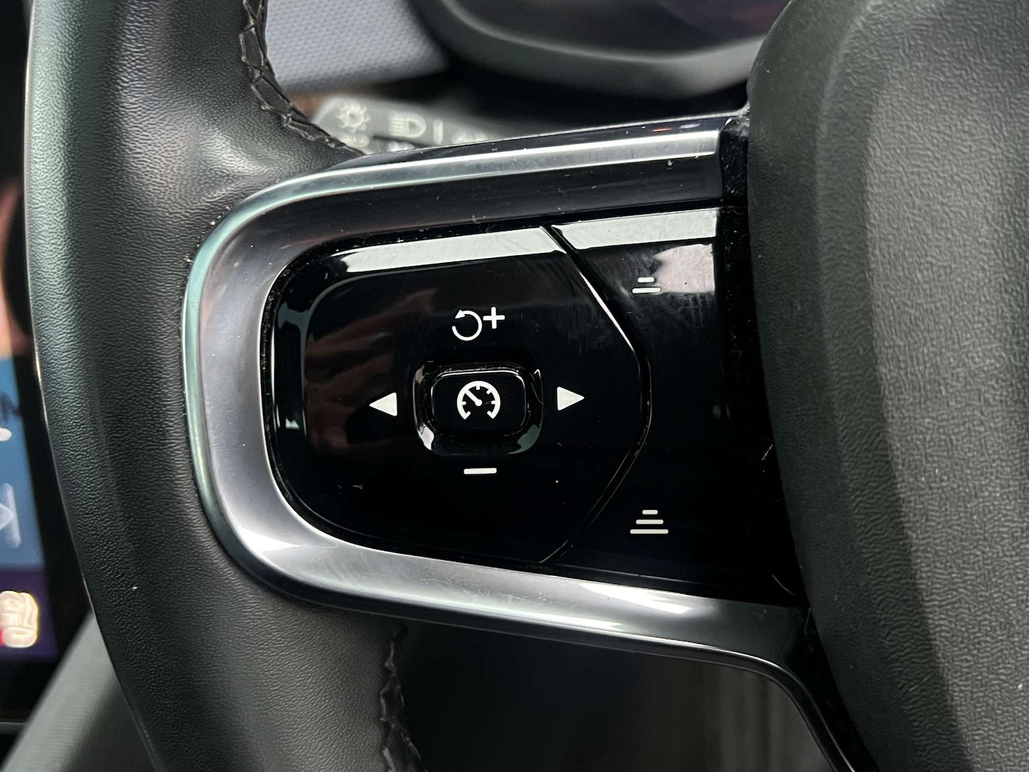 Used Polestar Polestar 2 2022 for sale - 76776849: Photo 30