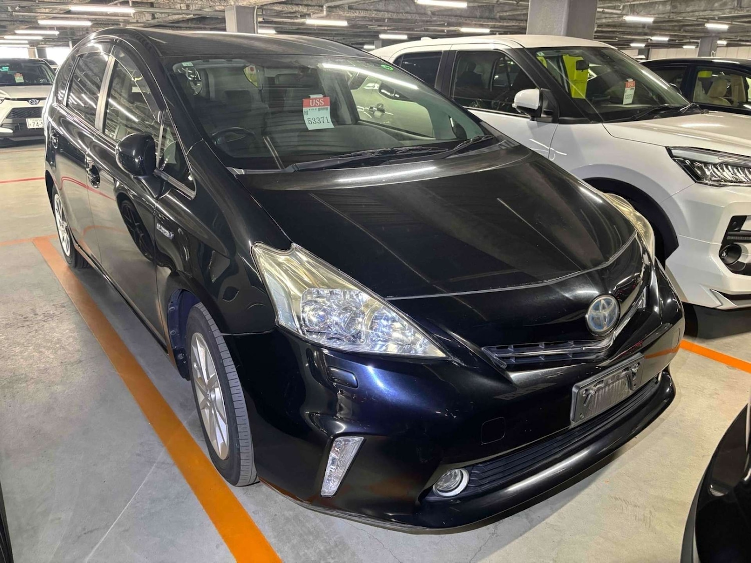 Used Toyota Prius+ 2014 for sale - 77355534: Photo 2