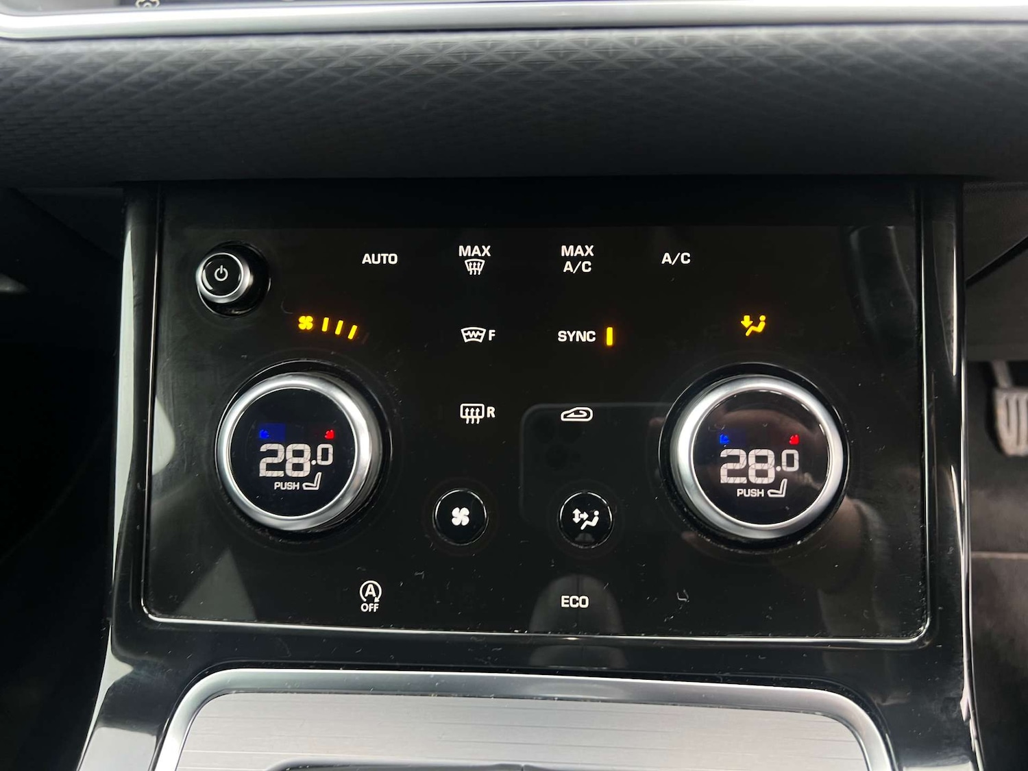 Used Land Rover Range Rover Evoque 2021 for sale - 76776935: Photo 32