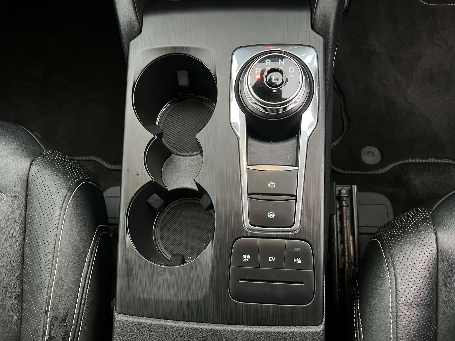 Used Ford Kuga 2021 for sale - 76776860: Photo 41