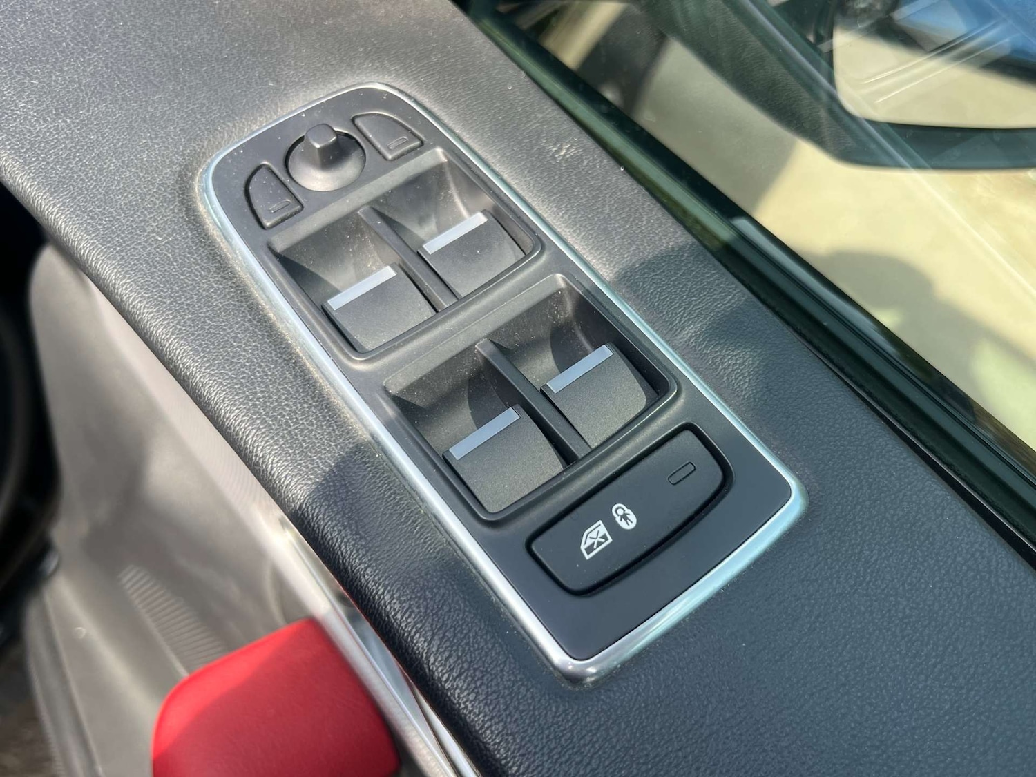 Used Jaguar F-Pace 2016 for sale - 77988236: Photo 17