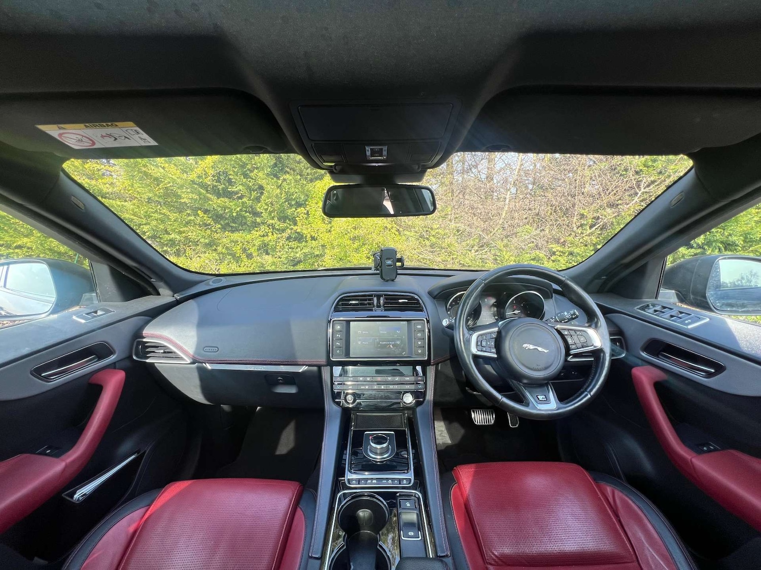 Used Jaguar F-Pace 2016 for sale - 77988236: Photo 2