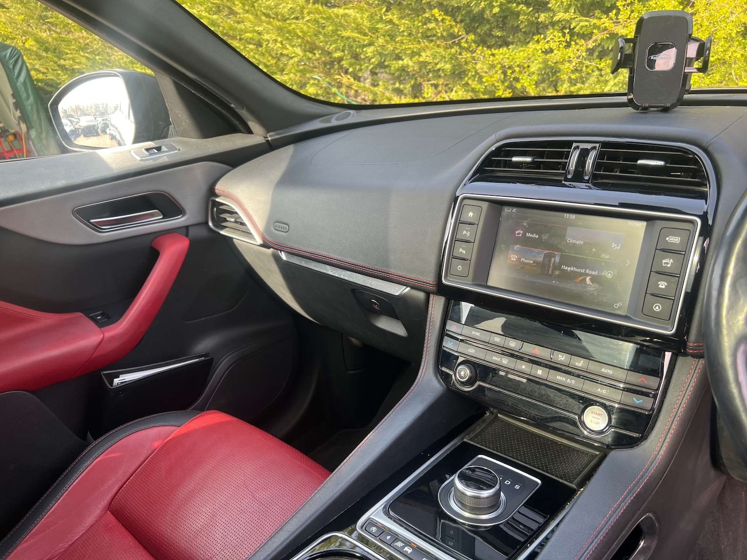 Used Jaguar F-Pace 2016 for sale - 77988236: Photo 33