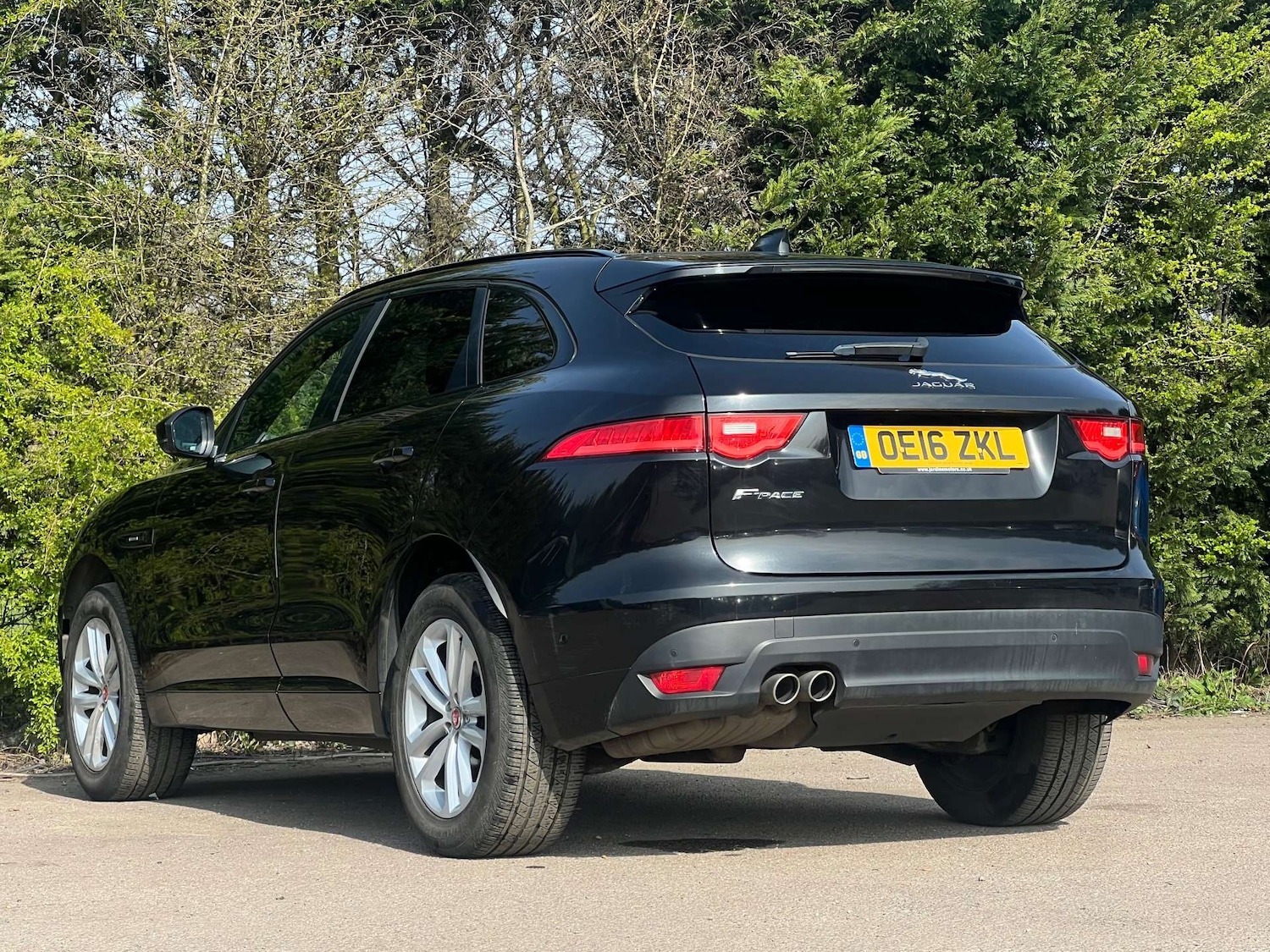 Used Jaguar F-Pace 2016 for sale - 77988236: Photo 8