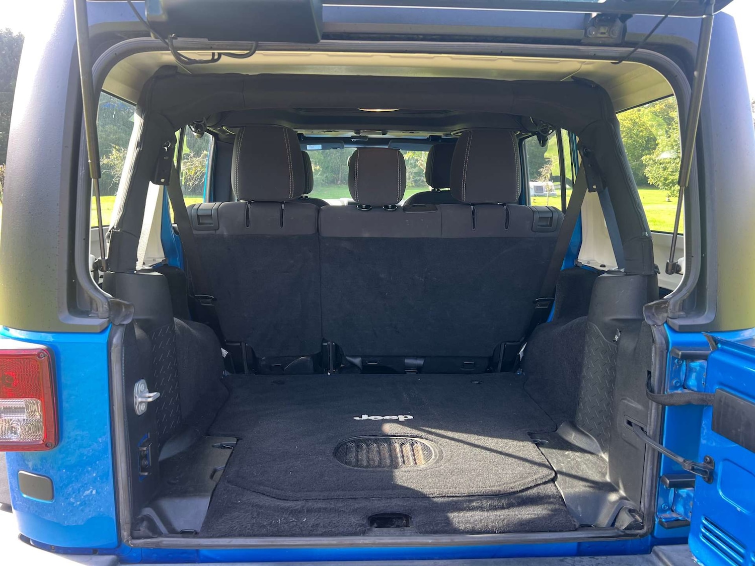 Used Jeep Wrangler 2015 for sale - 76776997: Photo 15