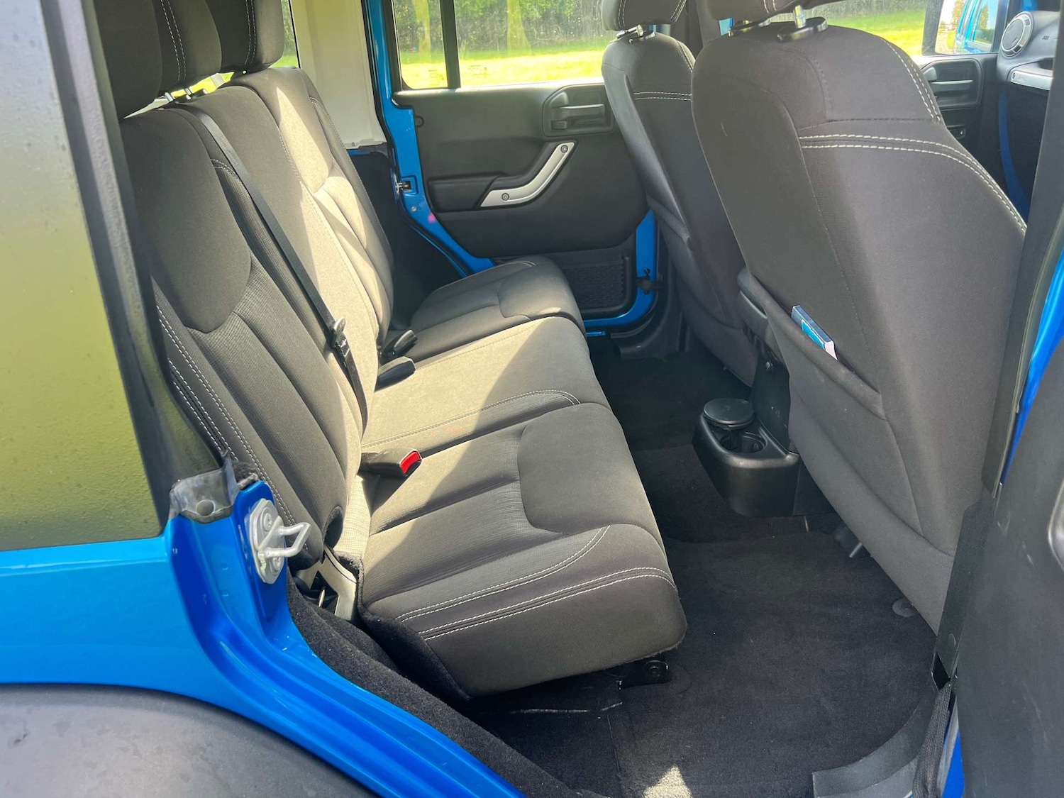 Used Jeep Wrangler 2015 for sale - 76776997: Photo 26