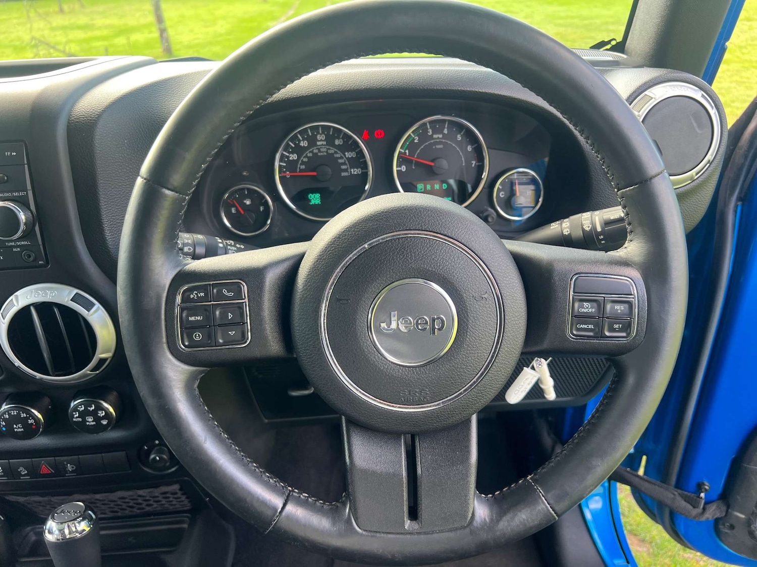 Used Jeep Wrangler 2015 for sale - 76776997: Photo 30