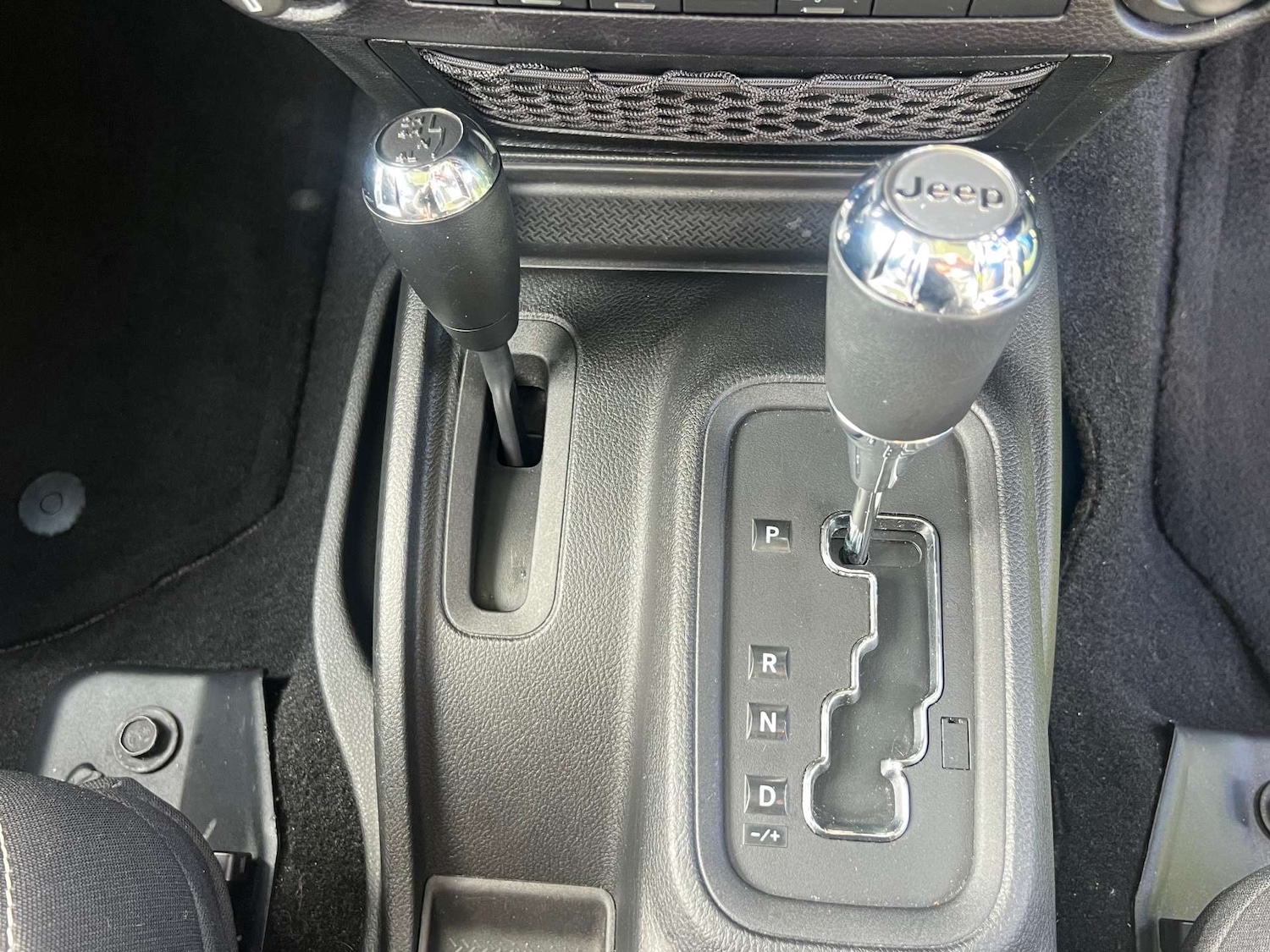 Used Jeep Wrangler 2015 for sale - 76776997: Photo 48