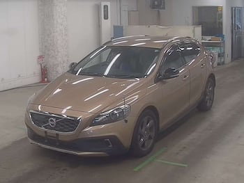 Used Volvo V40 2013 for sale - 79580132: Photo
