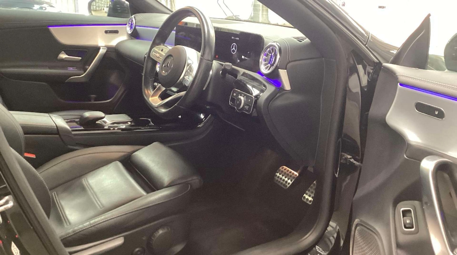 Used Mercedes-Benz CLA 2022 for sale - 76776940: Photo 2