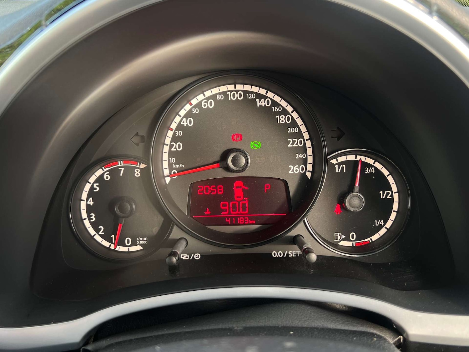 Used Volkswagen Beetle 2013 for sale - 77523250: Photo 26