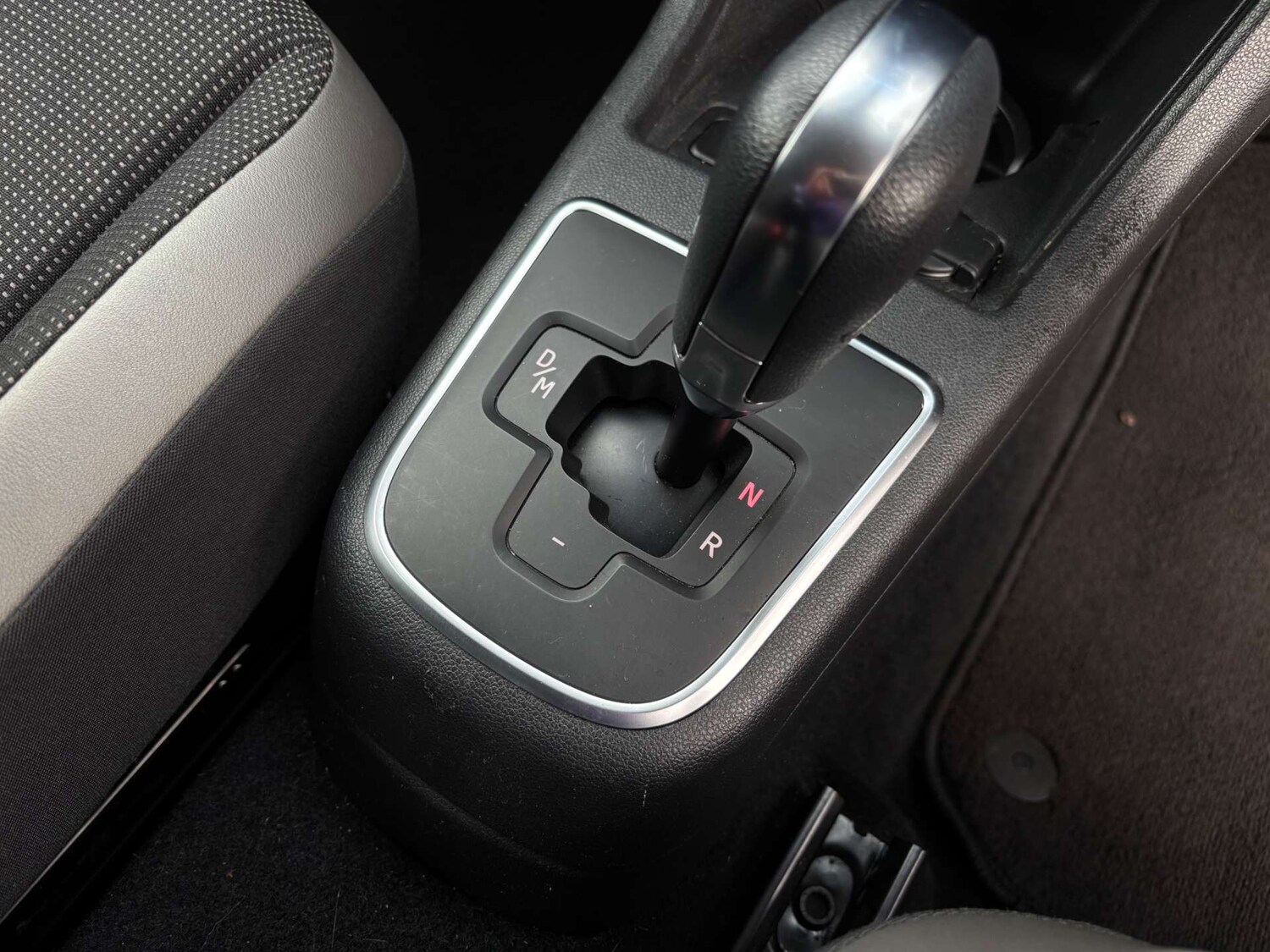 Used Volkswagen up! 2015 for sale - 77364249: Photo 32