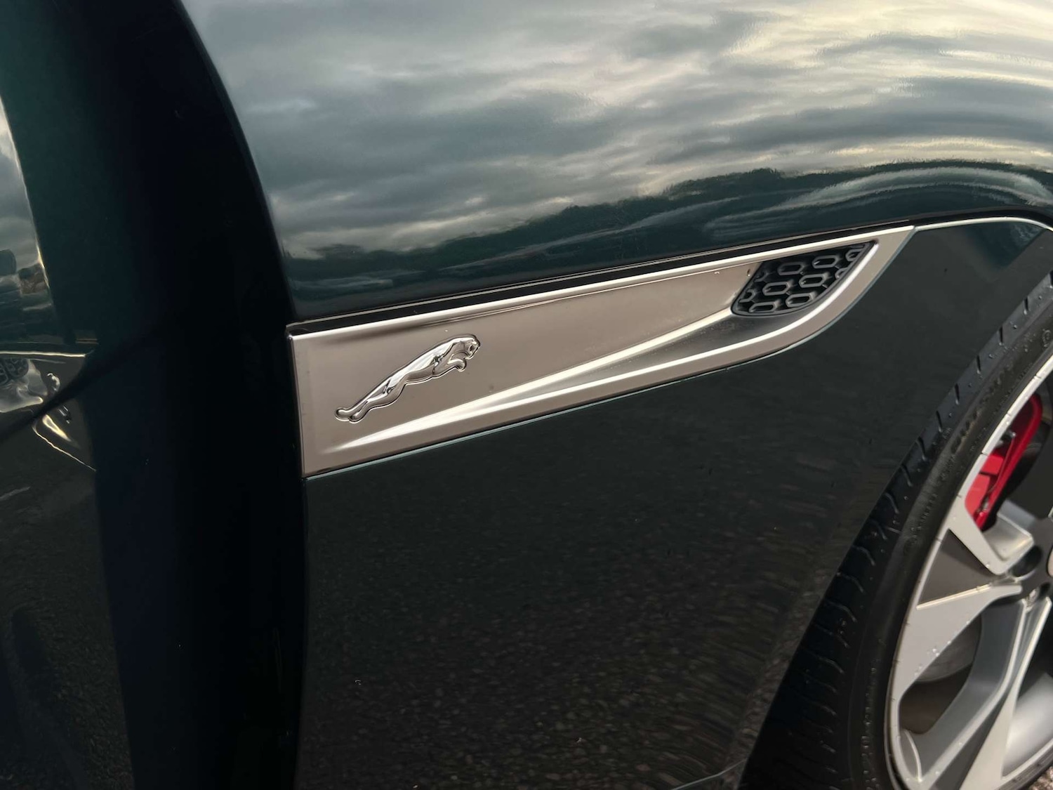 Used Jaguar F-Type 2022 for sale - 76776950: Photo 15