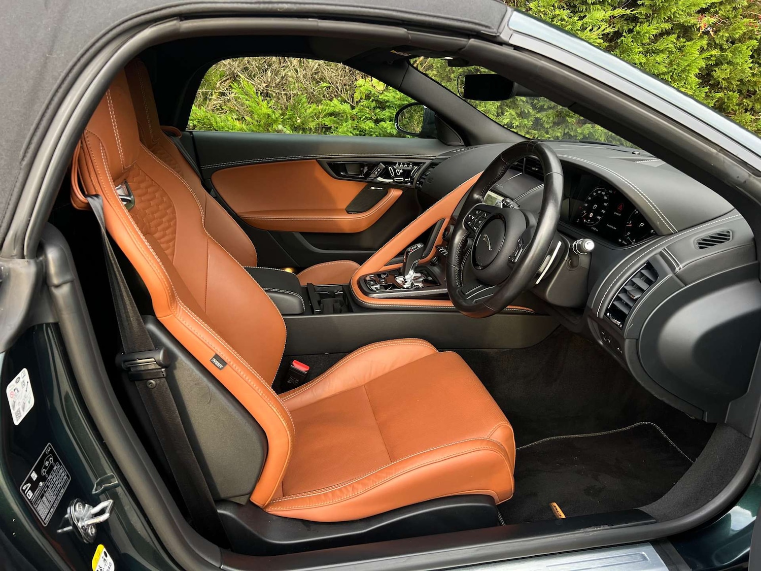 Used Jaguar F-Type 2022 for sale - 76776950: Photo 21