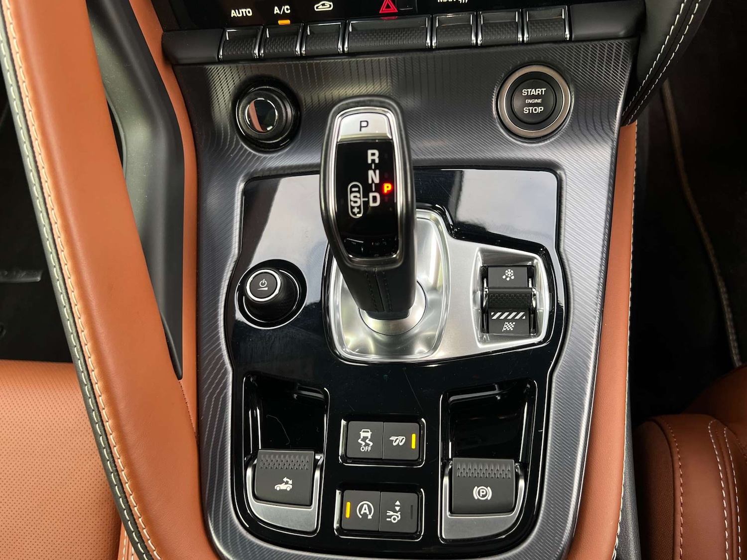 Used Jaguar F-Type 2022 for sale - 76776950: Photo 40