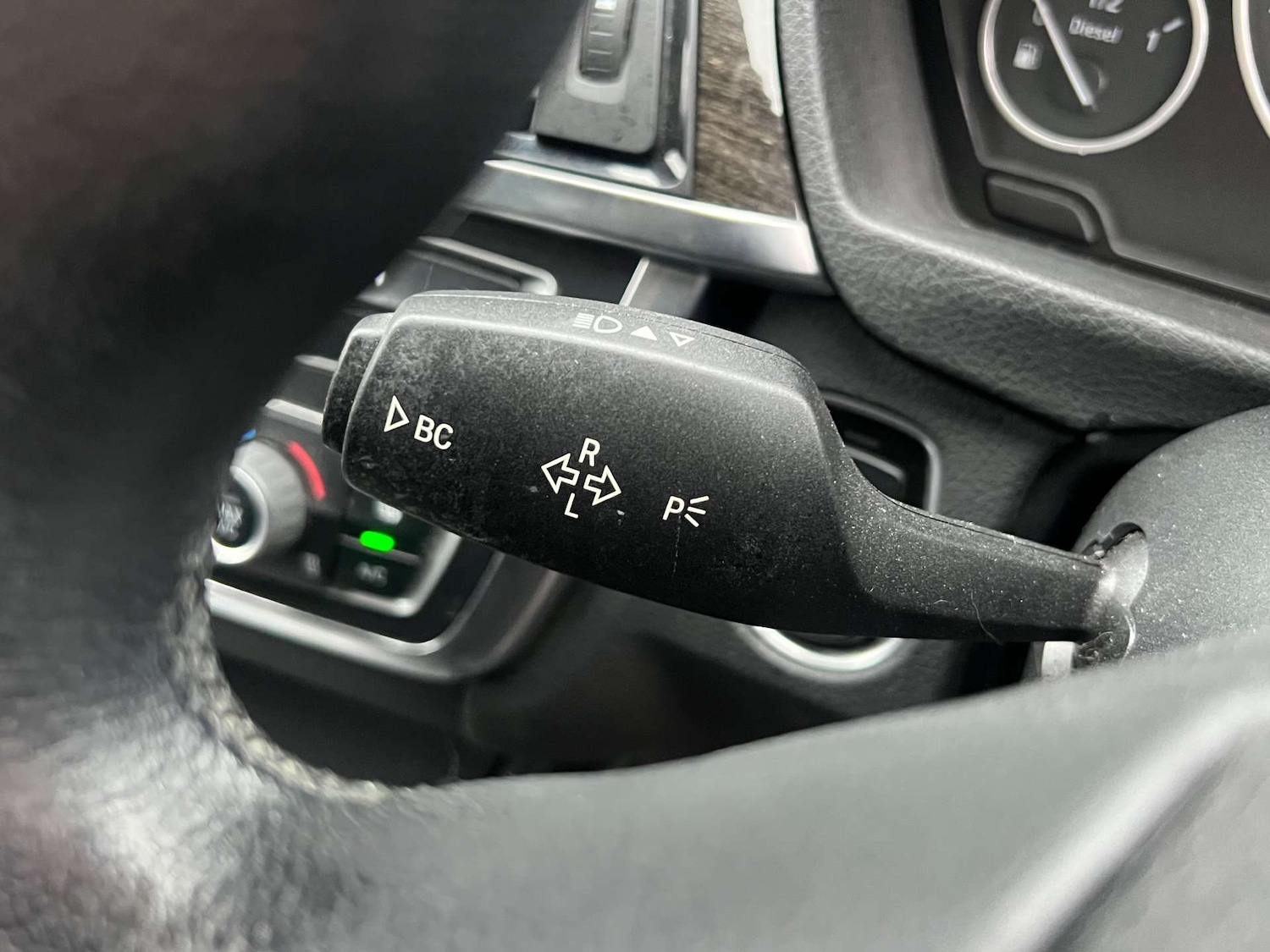 Used BMW 3 Series 2014 for sale - 77639557: Photo 30