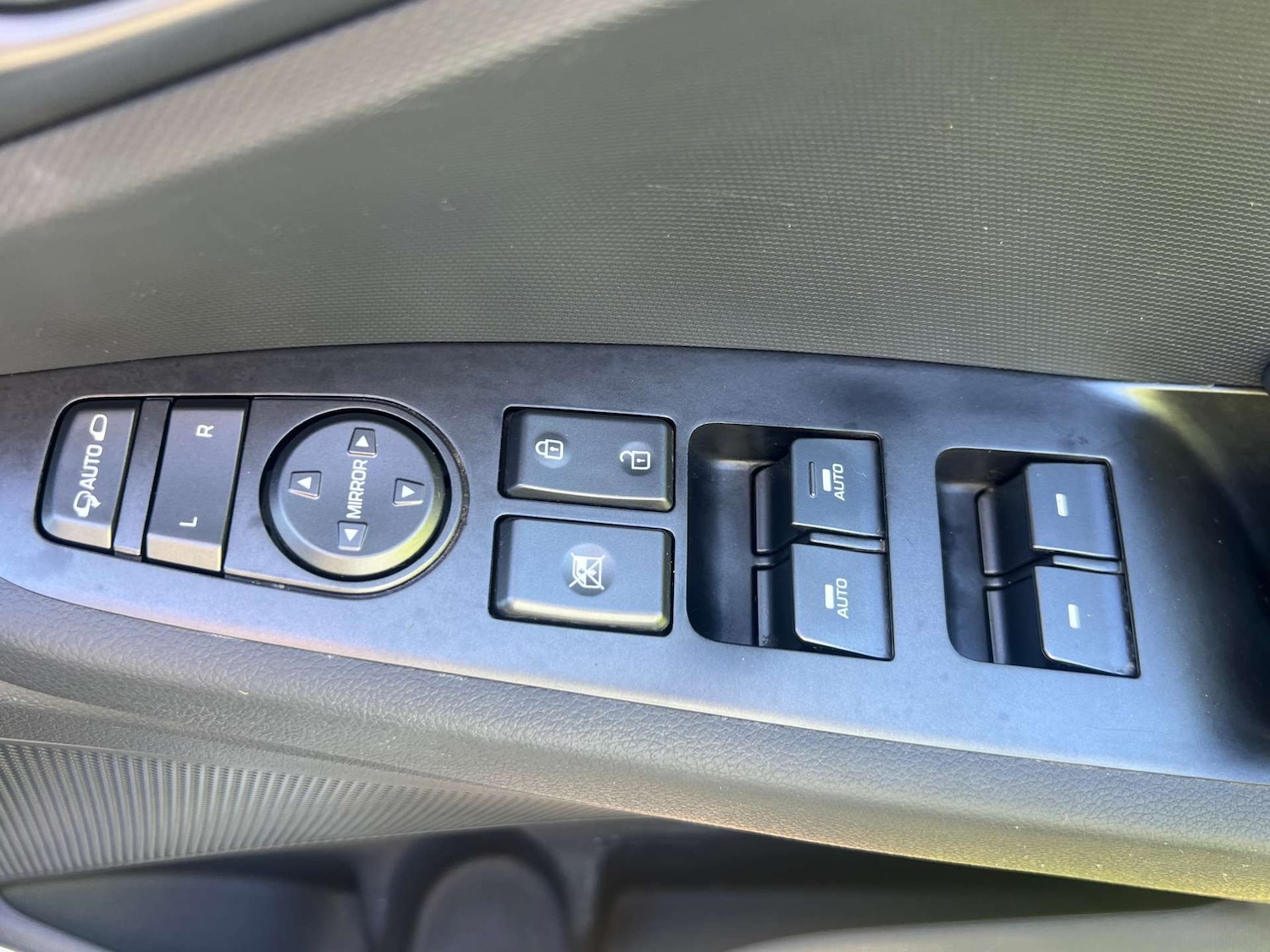 Used Hyundai IONIQ 2020 for sale - 76776877: Photo 19