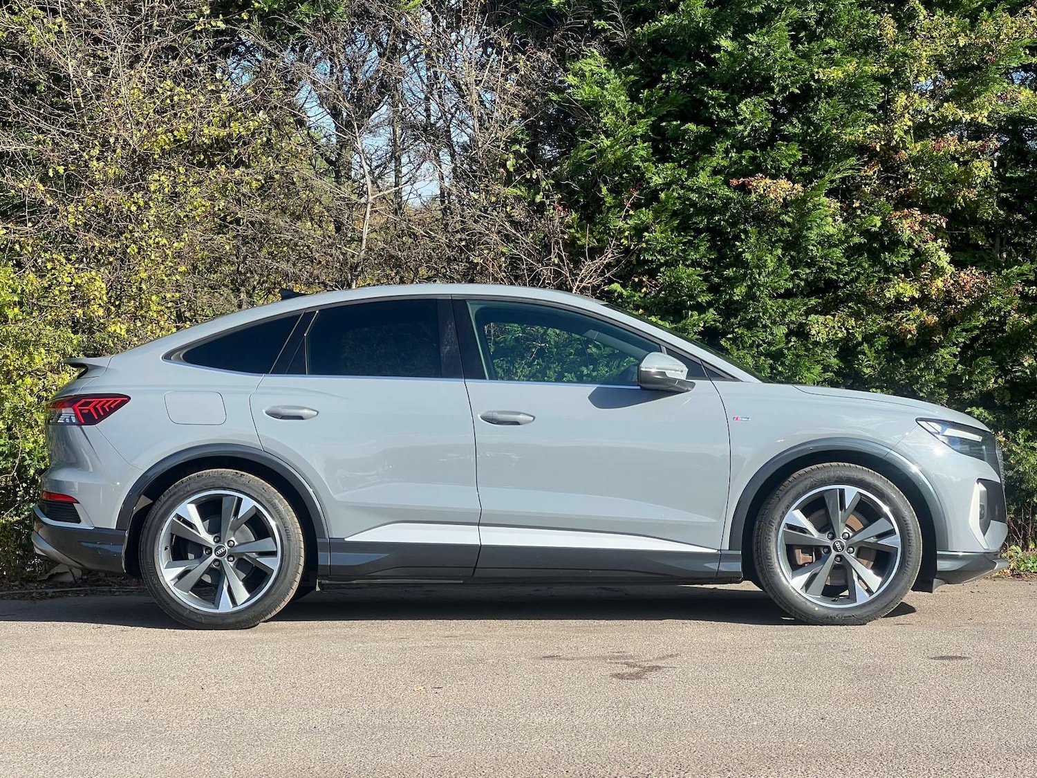 Used Audi Q4 e-tron 2022 for sale - 76776833: Photo 9