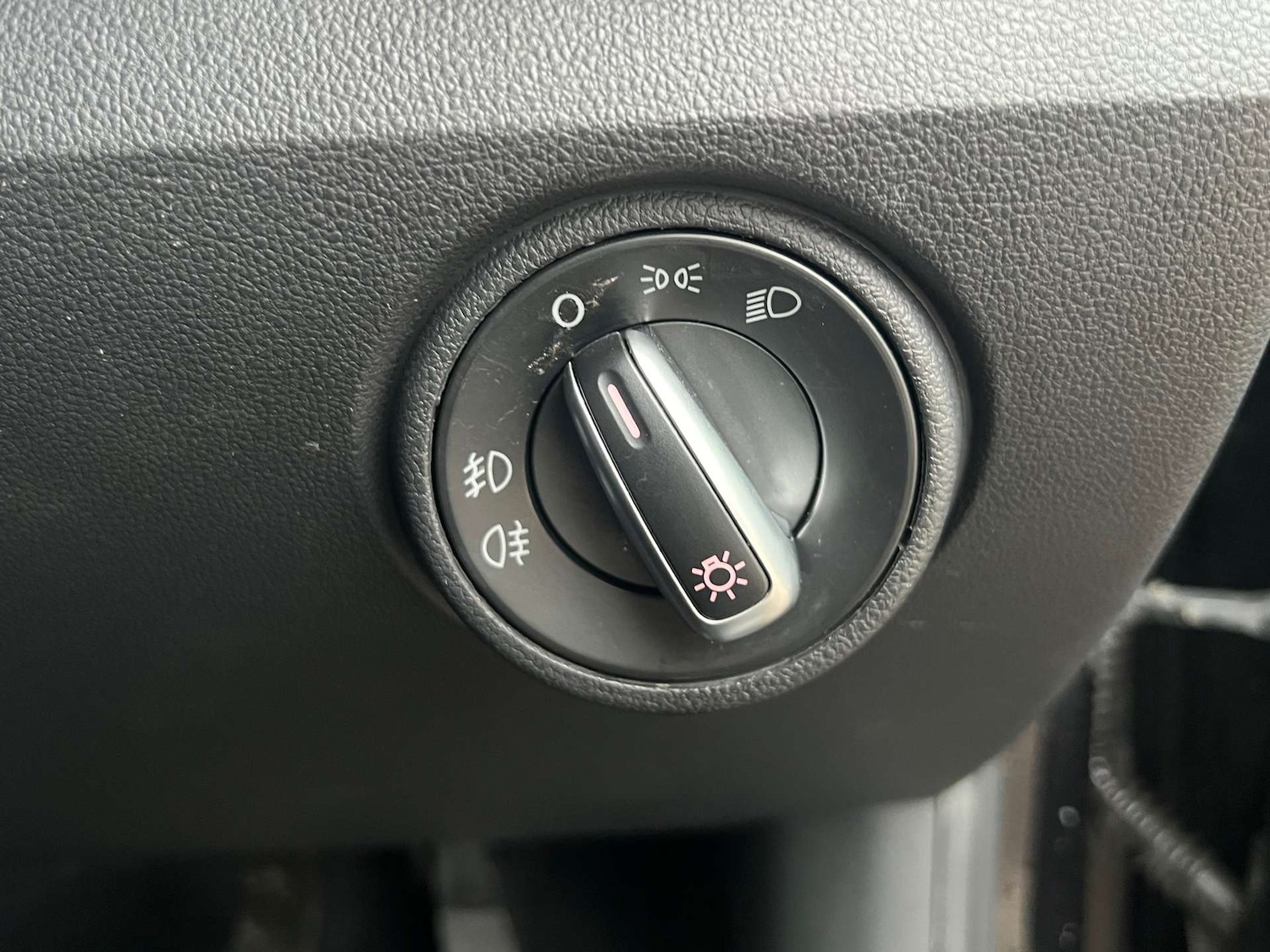 Used Volkswagen up! 2015 for sale - 77355535: Photo 20