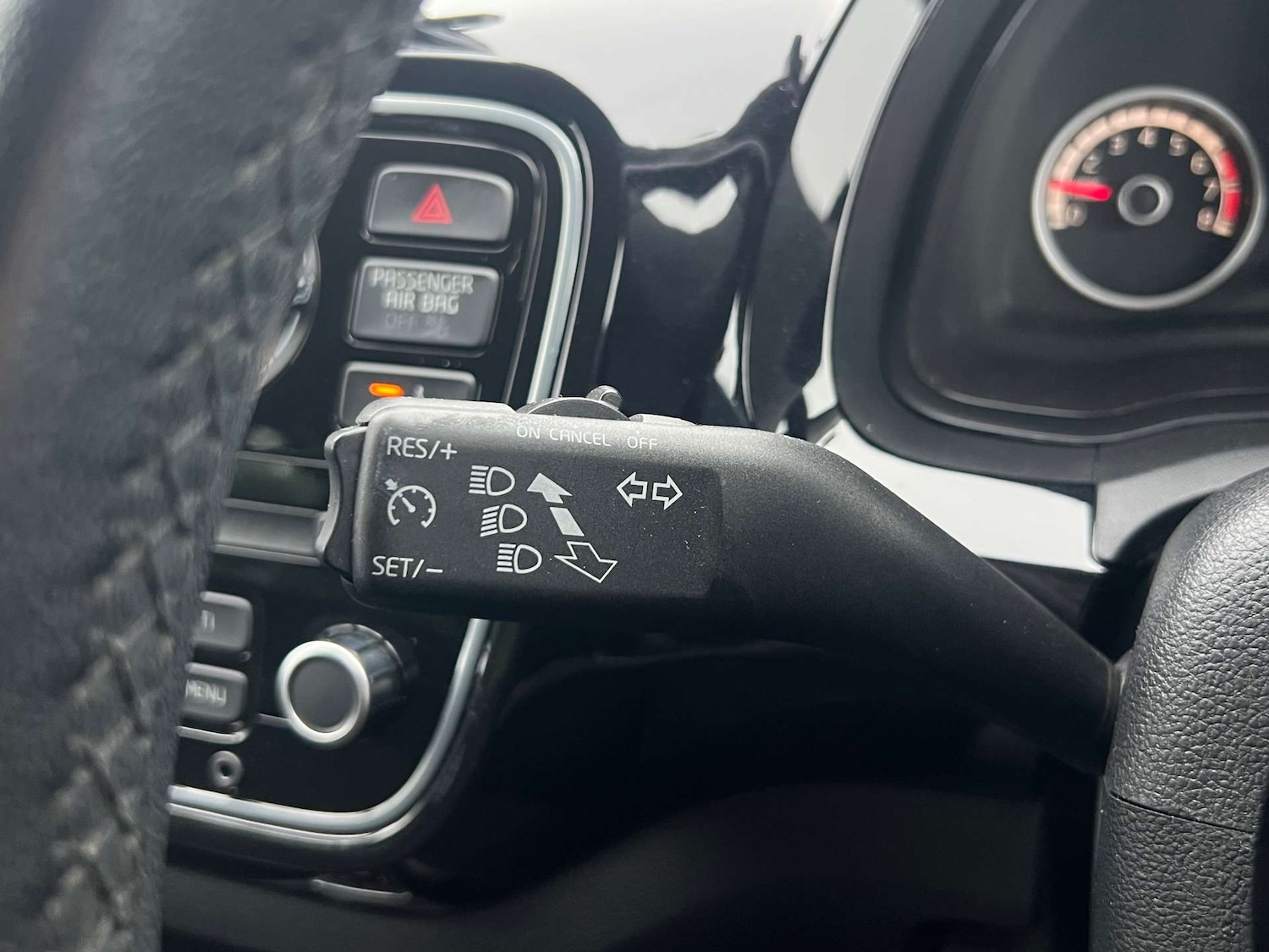 Used Volkswagen up! 2015 for sale - 77355535: Photo 24