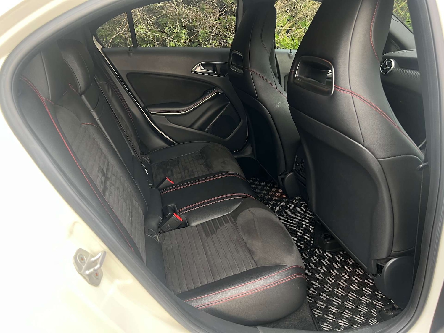 Used Mercedes-Benz A-Class 2014 for sale - 77544990: Photo 20