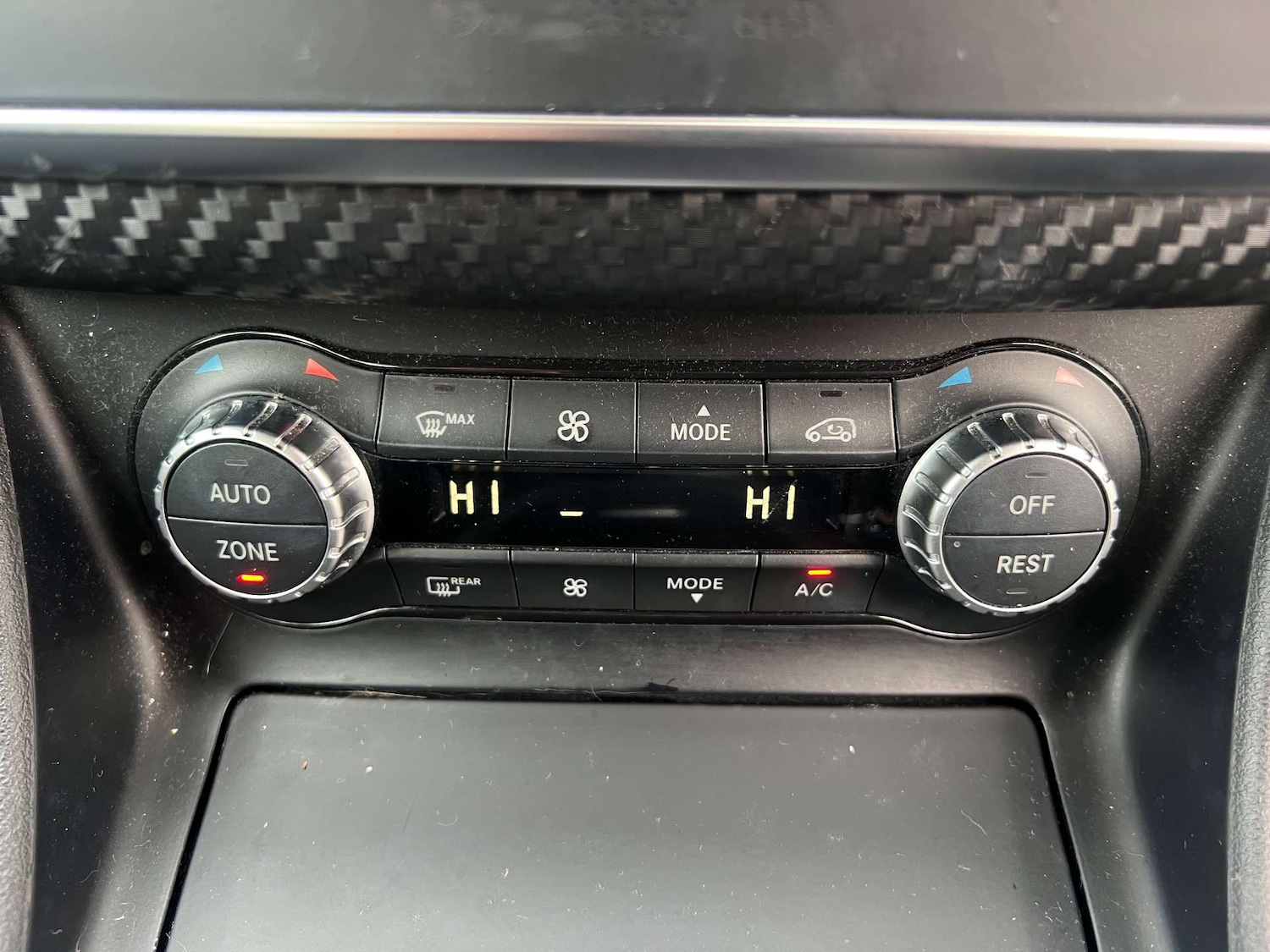 Used Mercedes-Benz A-Class 2014 for sale - 77544990: Photo 36