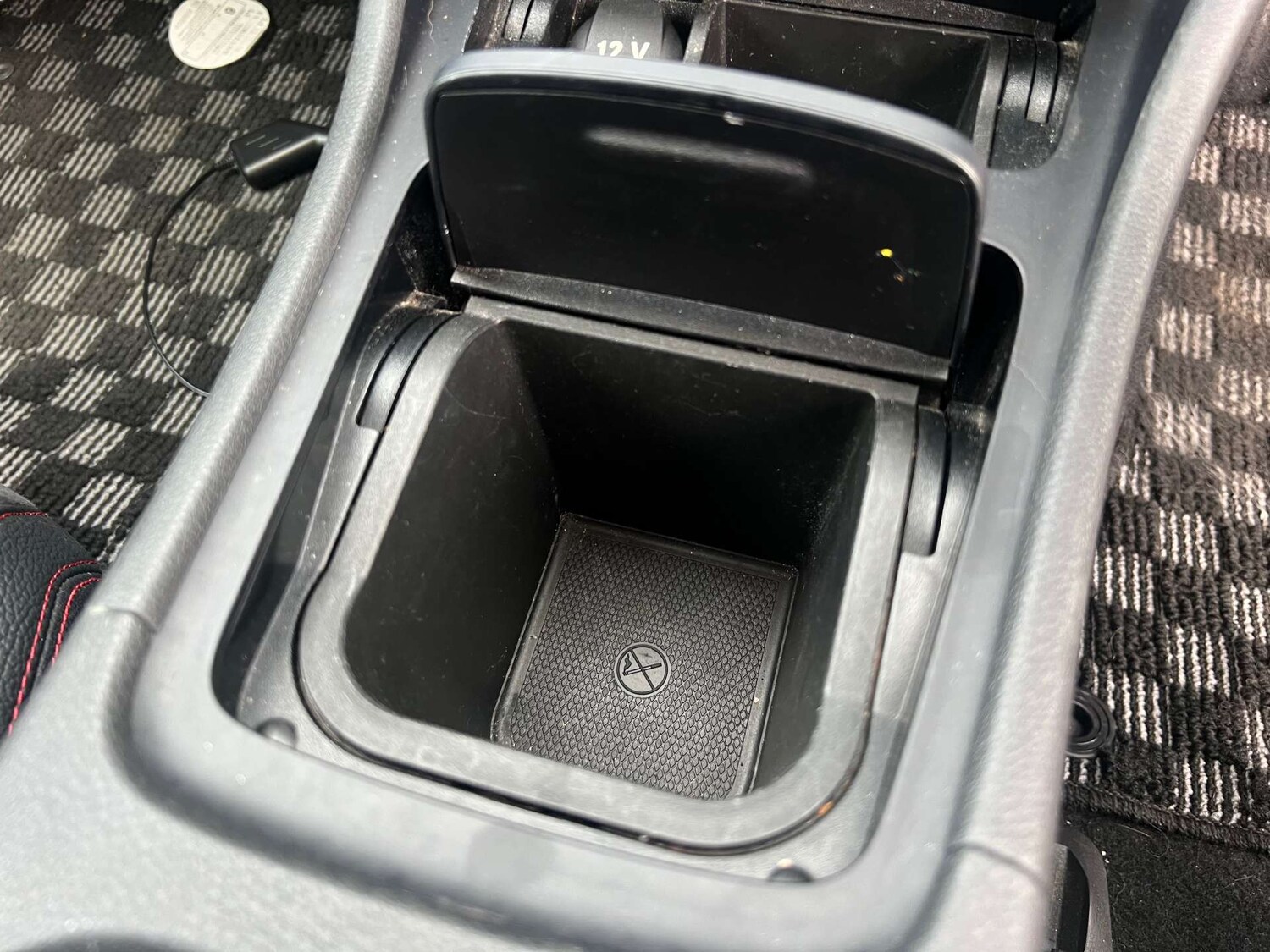 Used Mercedes-Benz A-Class 2014 for sale - 77544990: Photo 39