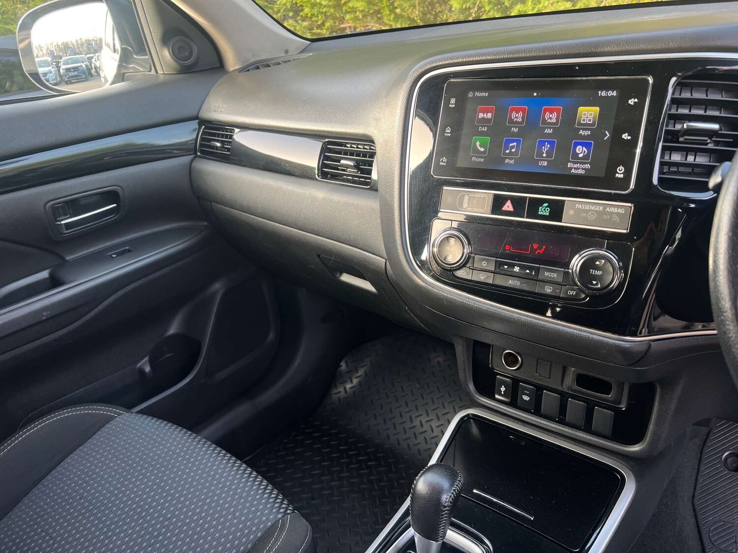 Used Mitsubishi Outlander 2018 for sale - 77765832: Photo 33