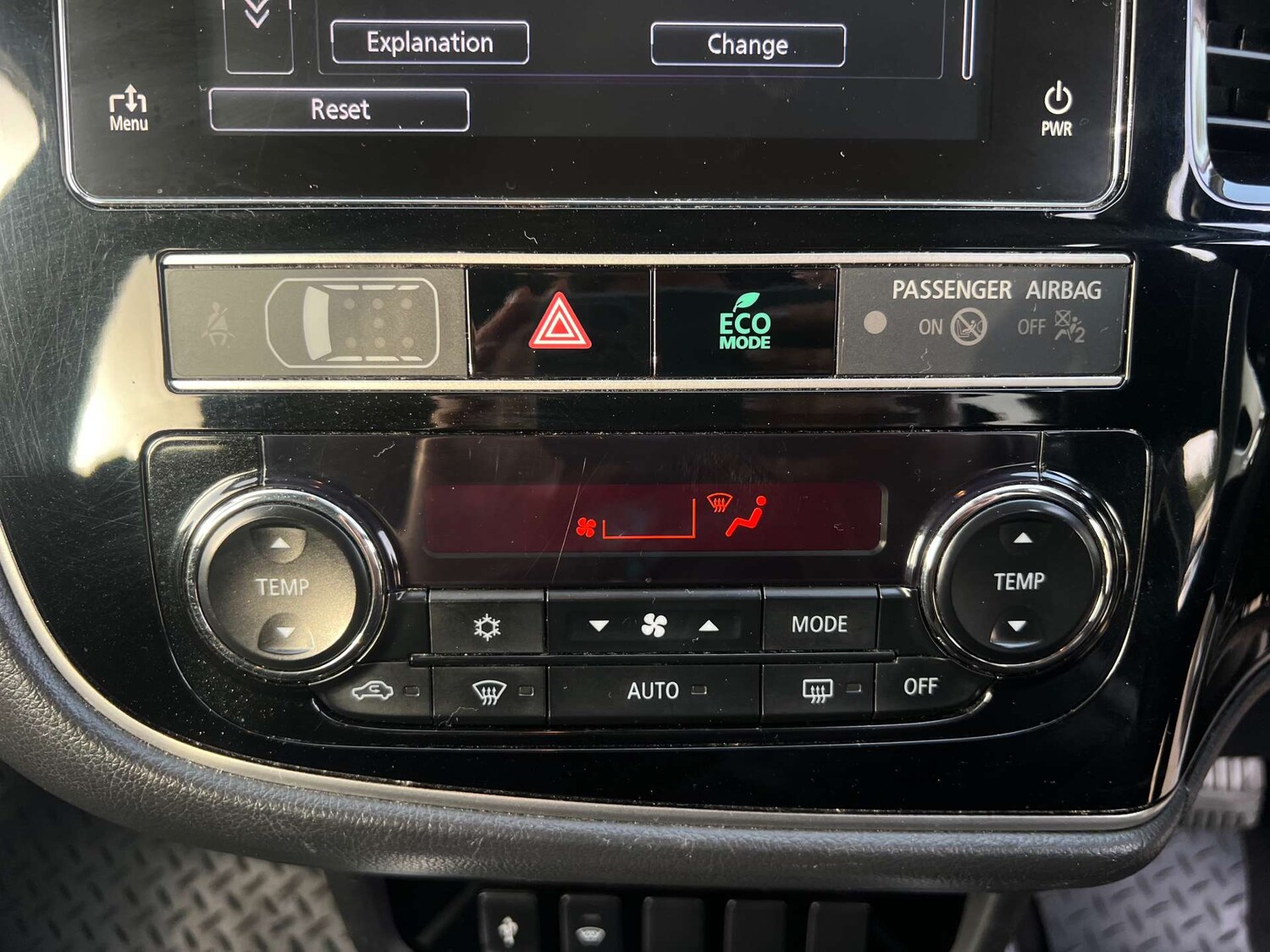 Used Mitsubishi Outlander 2018 for sale - 77765832: Photo 35