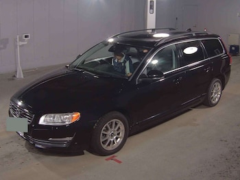 Used Volvo V70 2016 for sale - 79515499: Photo