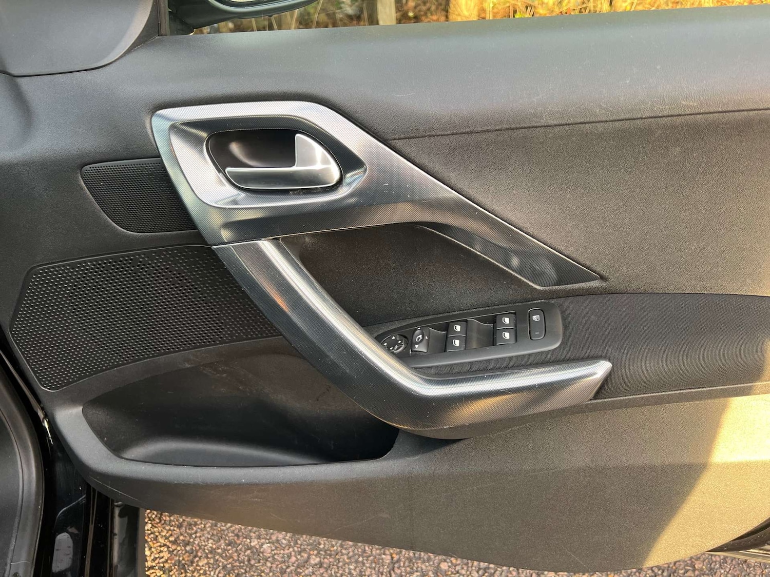 Used Peugeot 2008 2017 for sale - 77129074: Photo 16