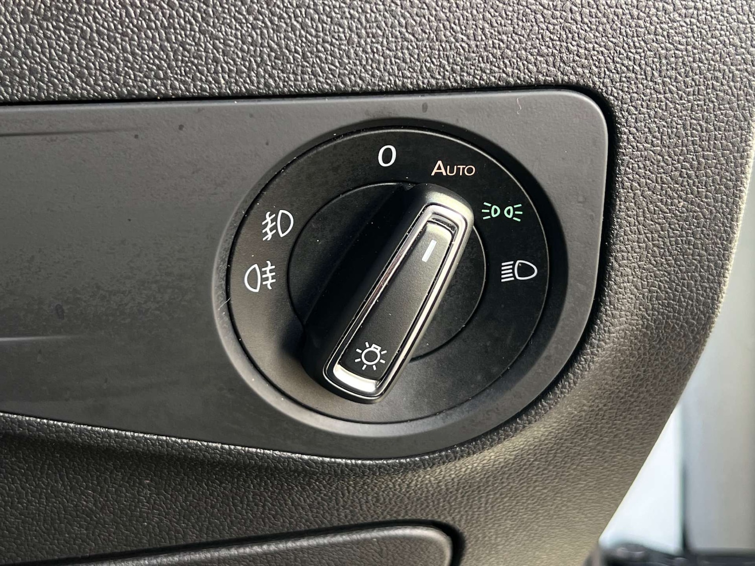 Used Volkswagen Tiguan 2020 for sale - 76776906: Photo 29