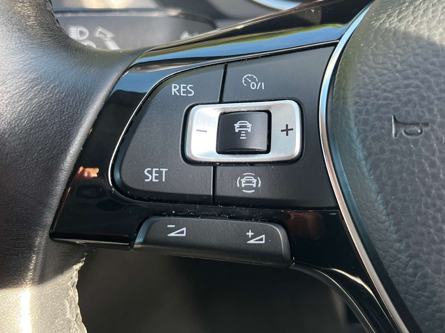 Used Volkswagen Tiguan 2020 for sale - 76776906: Photo 33