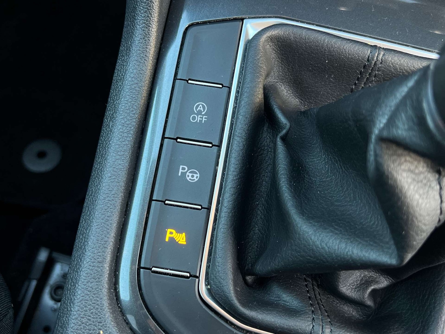 Used Volkswagen Tiguan 2020 for sale - 76776906: Photo 44