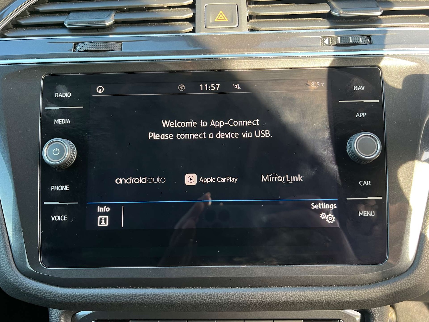 Used Volkswagen Tiguan 2020 for sale - 76776906: Photo 57