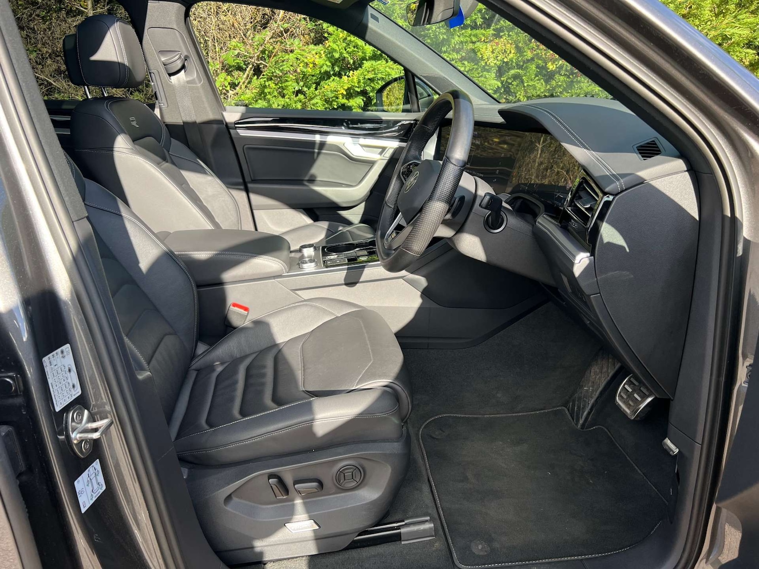 Used Volkswagen Touareg 2022 for sale - 76776986: Photo 26