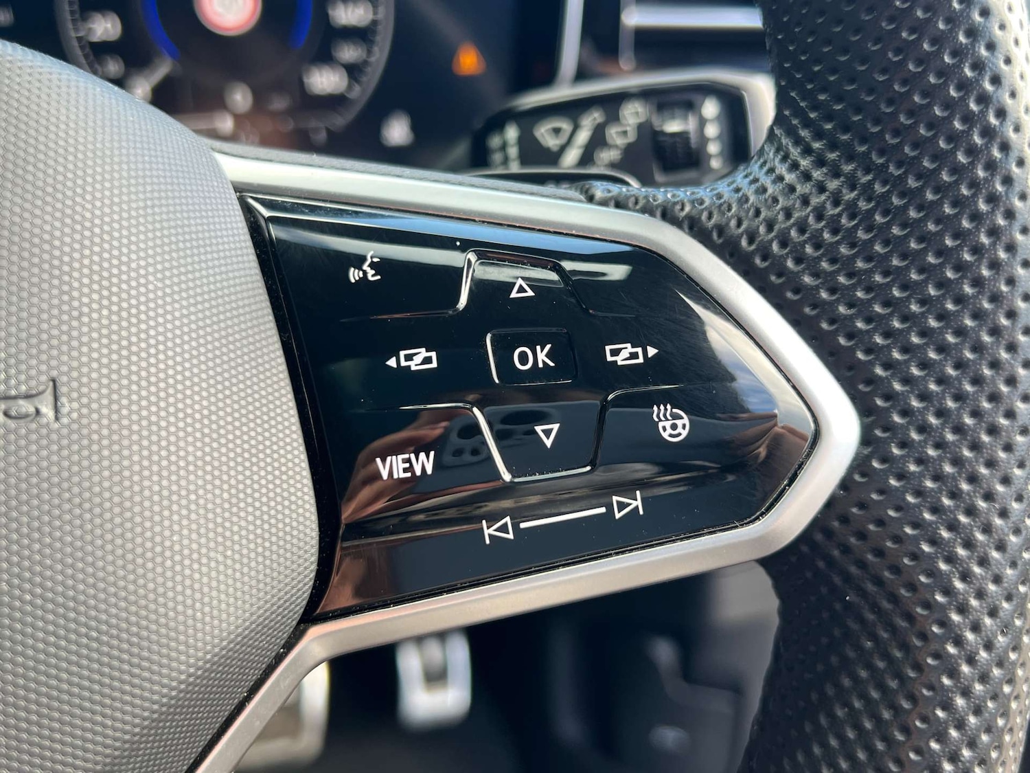 Used Volkswagen Touareg 2022 for sale - 76776986: Photo 37