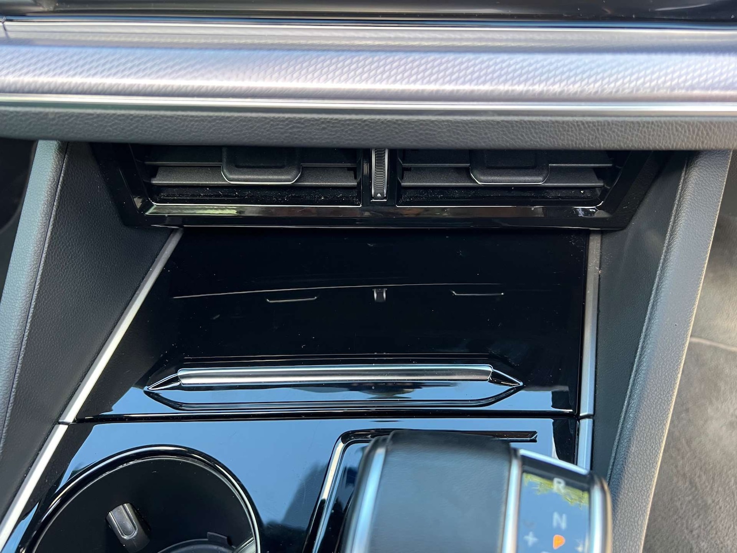 Used Volkswagen Touareg 2022 for sale - 76776986: Photo 44