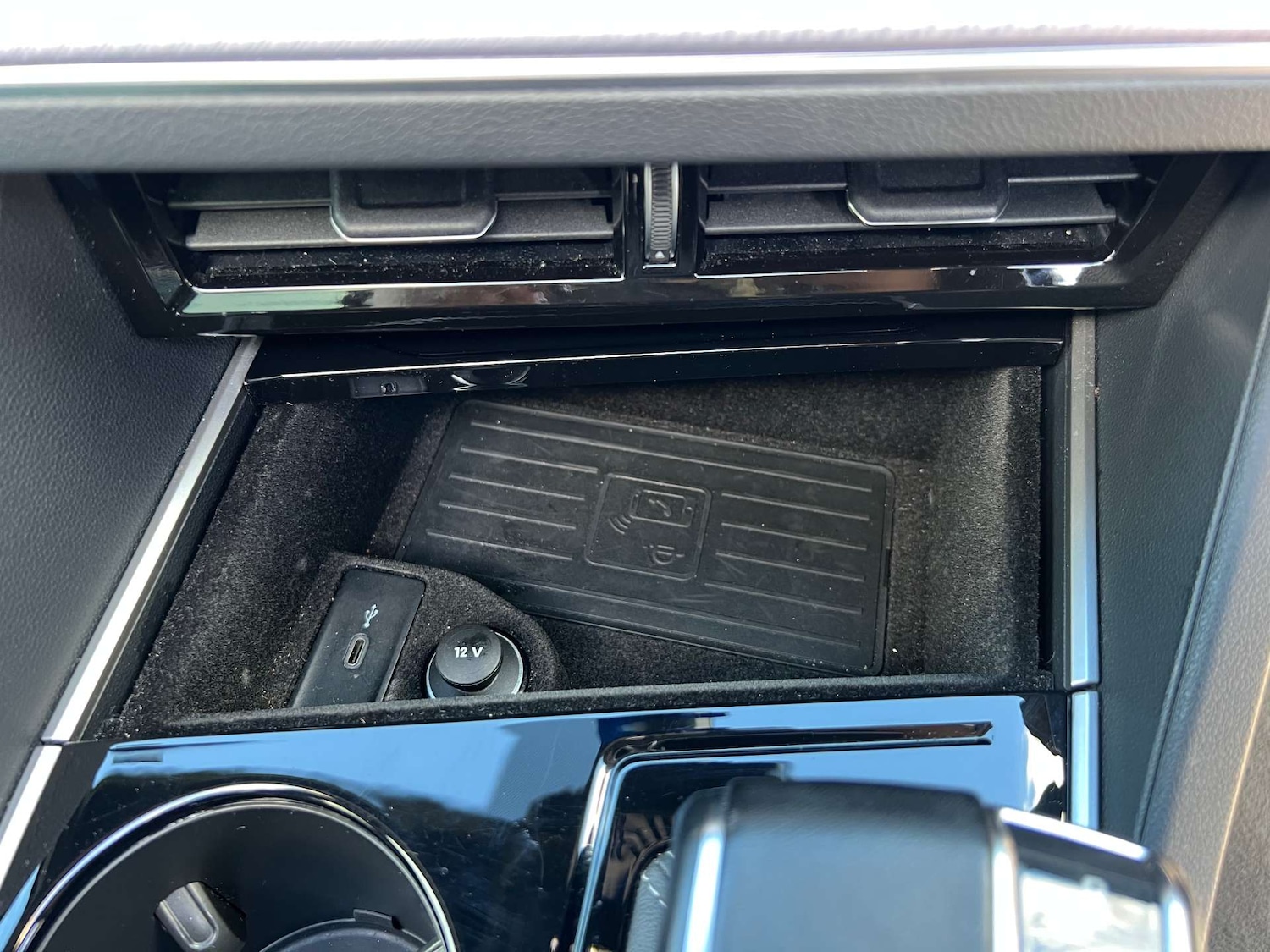 Used Volkswagen Touareg 2022 for sale - 76776986: Photo 45