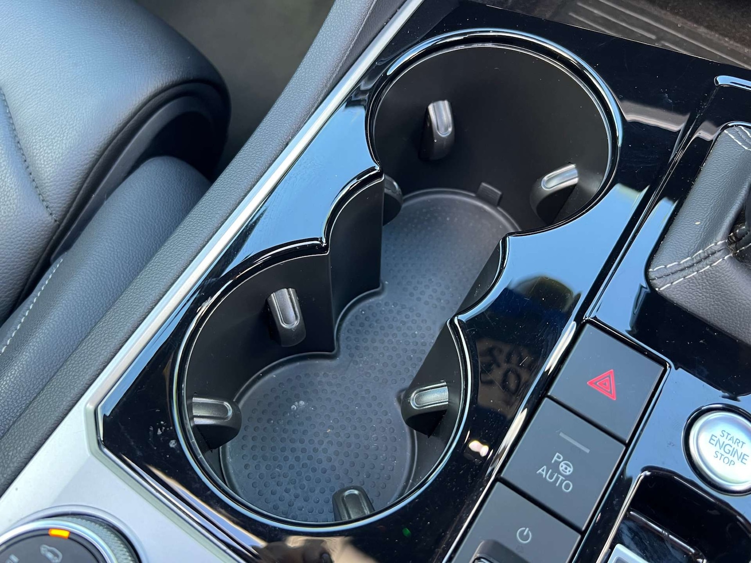 Used Volkswagen Touareg 2022 for sale - 76776986: Photo 46